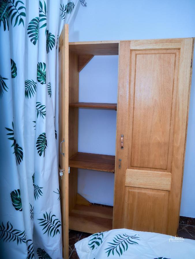 דואלה Naiveli-Palm Appartement Meuble Sobre Et Chic מראה חיצוני תמונה
